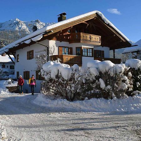Ferienwohnungen Kir Royal Krün Buitenkant foto