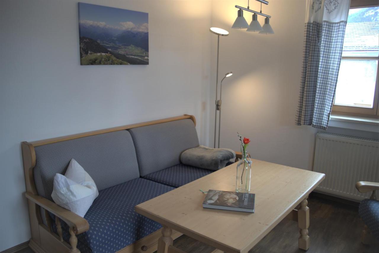 Ferienwohnungen Kir Royal Krün Buitenkant foto